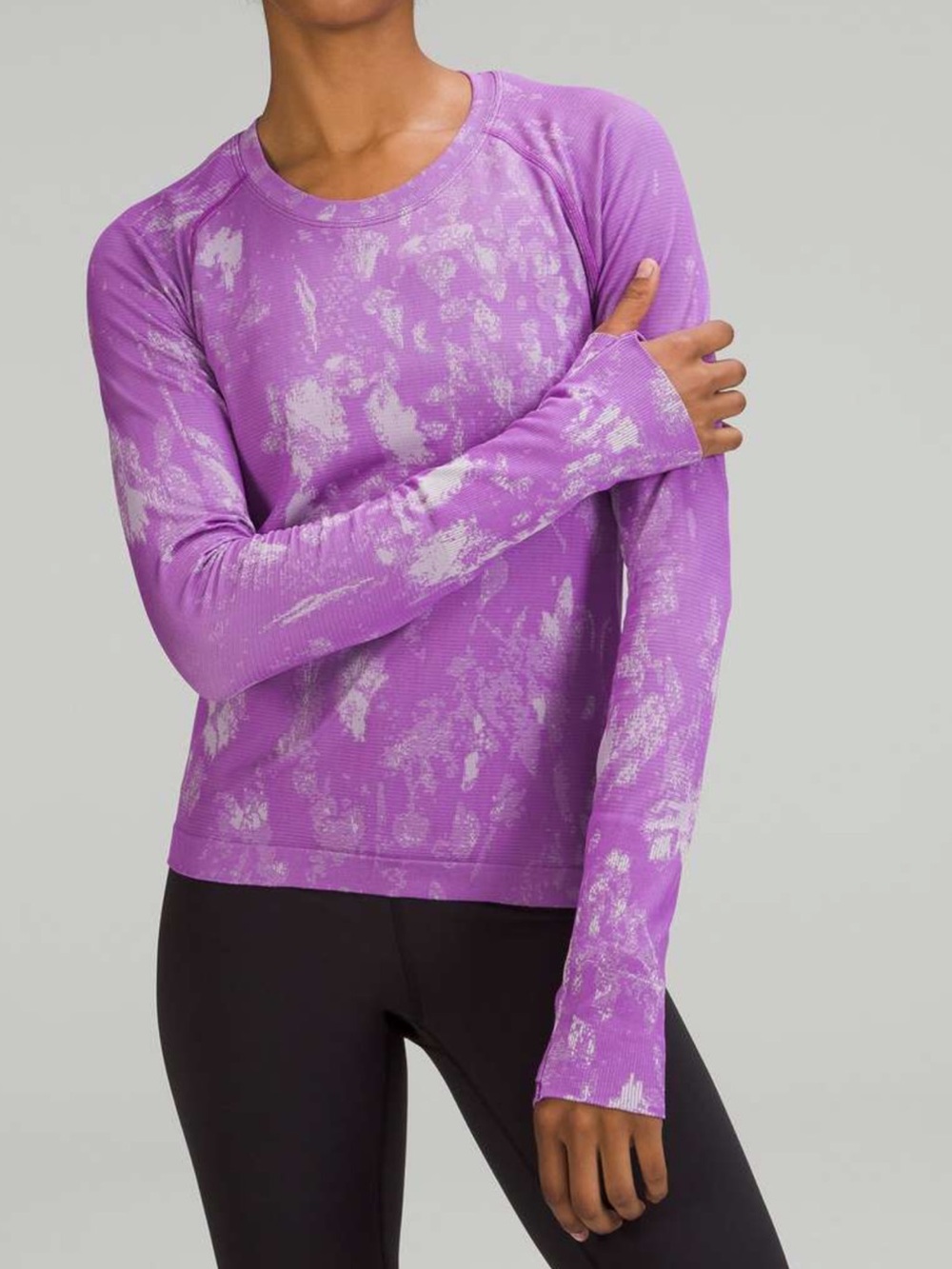 Lululemon Swiftly Tech Long Sleeve Shirt 2.0 Race Length Purple - Size 6